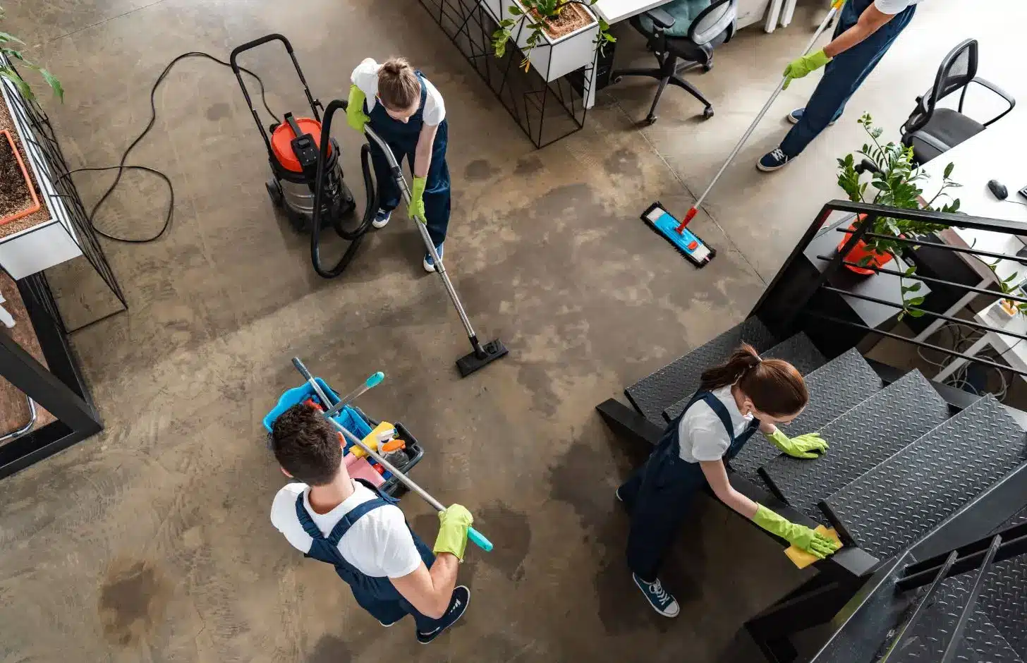 5 Types of Facilities That Require Weekly Cleaning